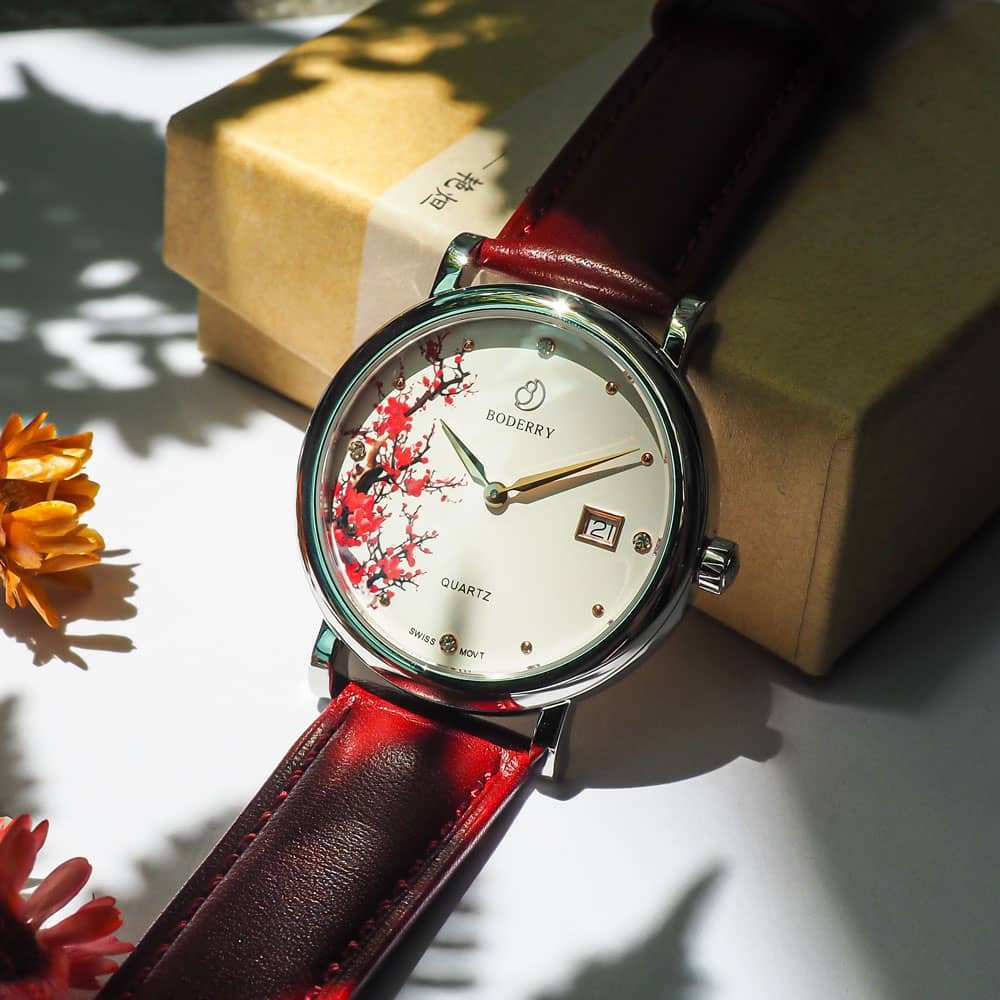 Boderry dress watch with leather strap and artistic dial design